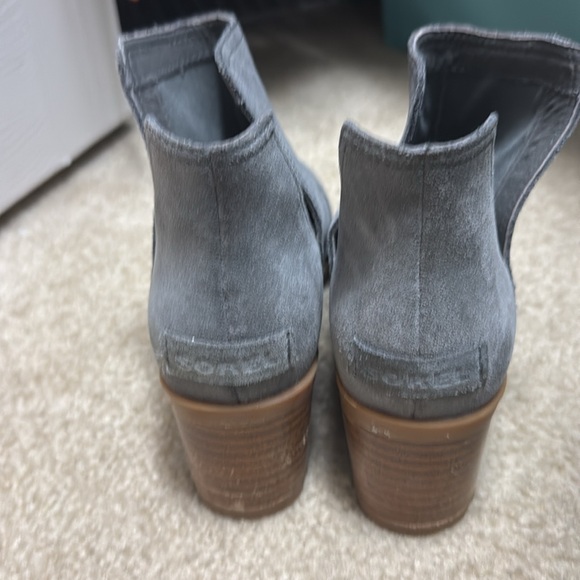 Sorel Waterproof booties - Picture 2 of 4